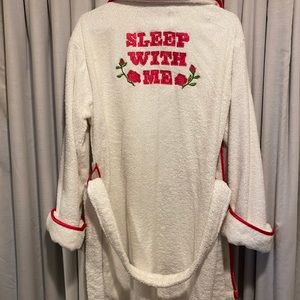 Betsey Johnson Robe